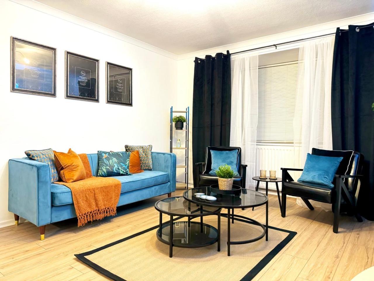 Rnm - Business Professionals Ready, Cost Effective For Large Stays! 3 Bedroom Lounge, Private Access & Entire Place, Kitchen & Washroom With Amenities, Smart Tv, Easy Access, Fast Wifi, Large Driveway, Great Transport Links, Near Worcester Hospital A Exterior foto